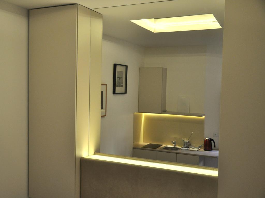Mirror Apartments Краков Экстерьер фото